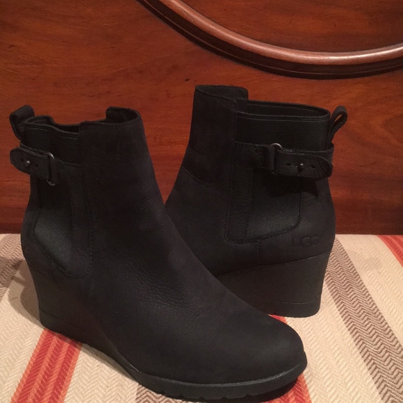 ugg indra wedge booties